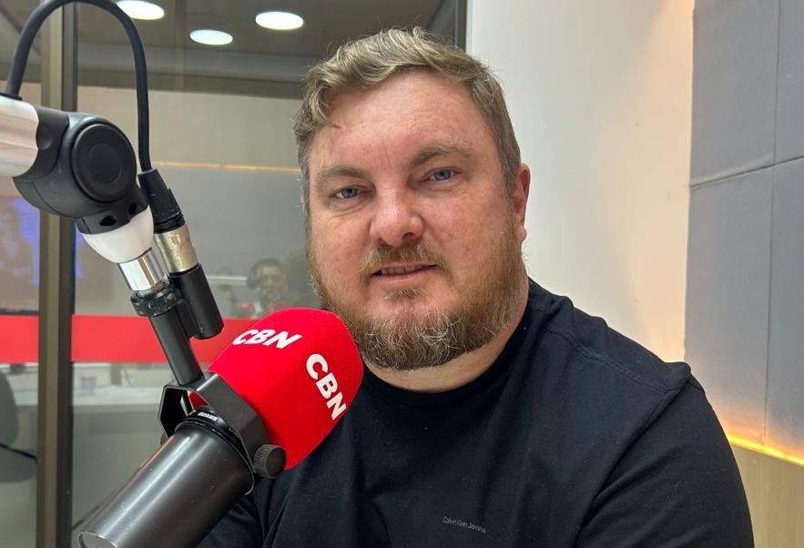 "A DW Elevadores está onde está, por estar focada no único objetivo que é o transporte vertical", diz Altíssimo
