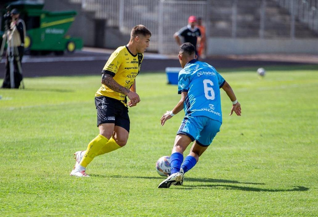 Cascavel vence Azuriz e chega a oito pontos em cinco jogos