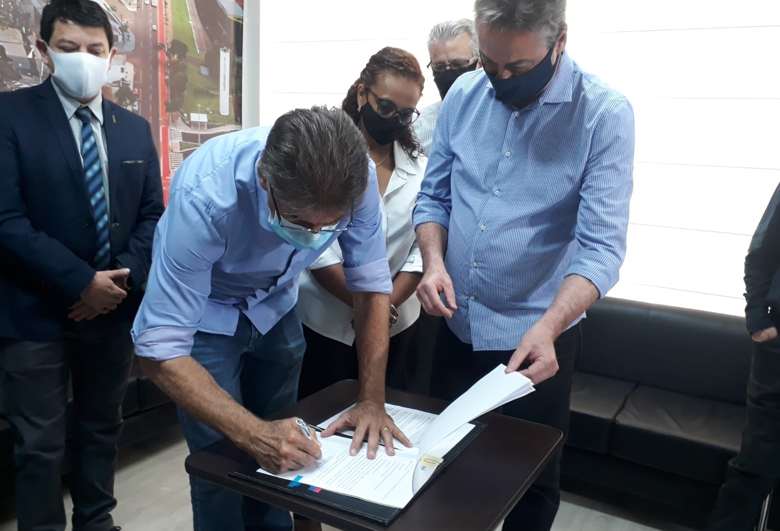 Projeto de Lei do Refic 2021 é protocolado na Câmara de vereadores 