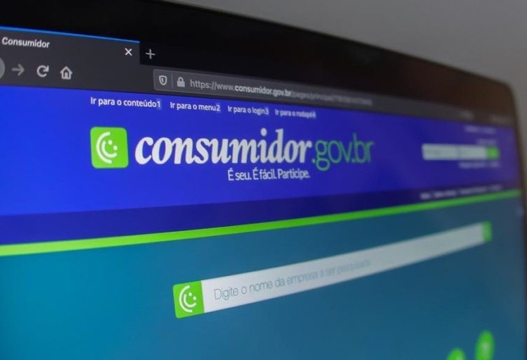 Procon faz mutirão online de renegociação de dívidas