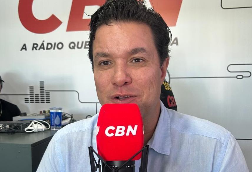 "Esse é o Paraná que dá certo, esse é o Brasil que dá certo", diz Guto