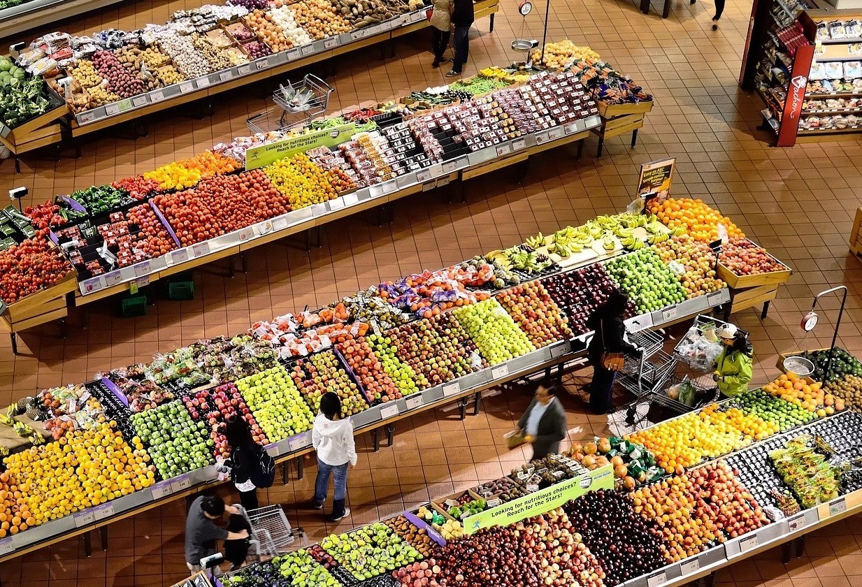 Crise e oportunidades nas redes de supermercados