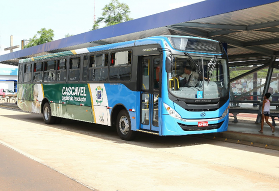 Transporte coletivo urbano volta a circular normalmente nesta segunda