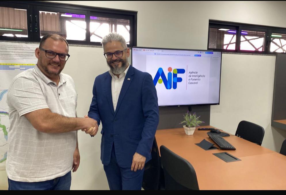 Agência de Fomento e BNI Vale do Rio Iguaçu se unem para impulsionar economia de Cascavel