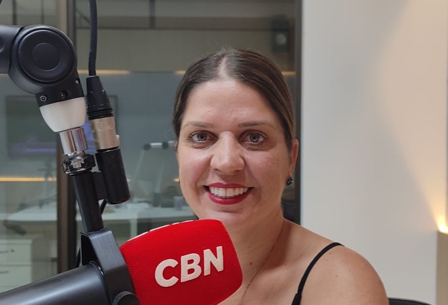 "Vamos comemorar o aniversário com uma deliciosa feijoada no dia 15 de abril", diz Rover