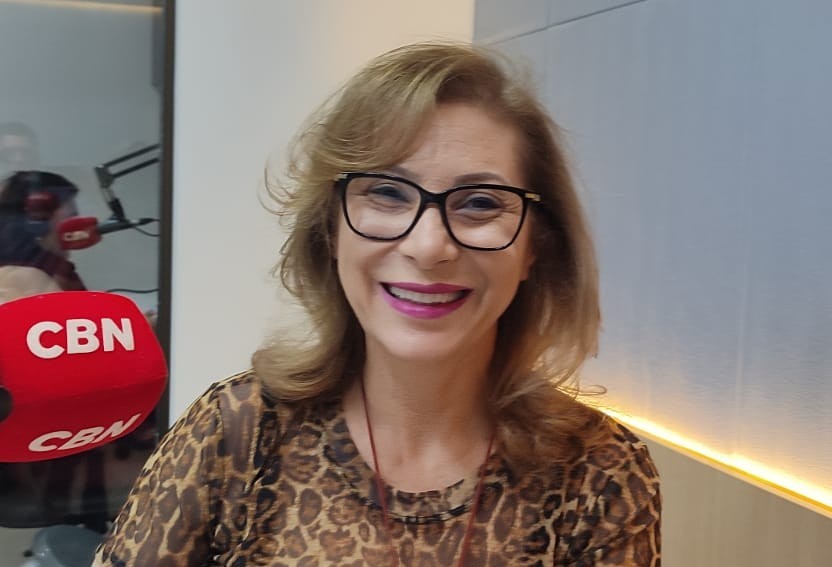 "Viva o hoje,  o ontem já se foi e o amanhã talvez não exista"