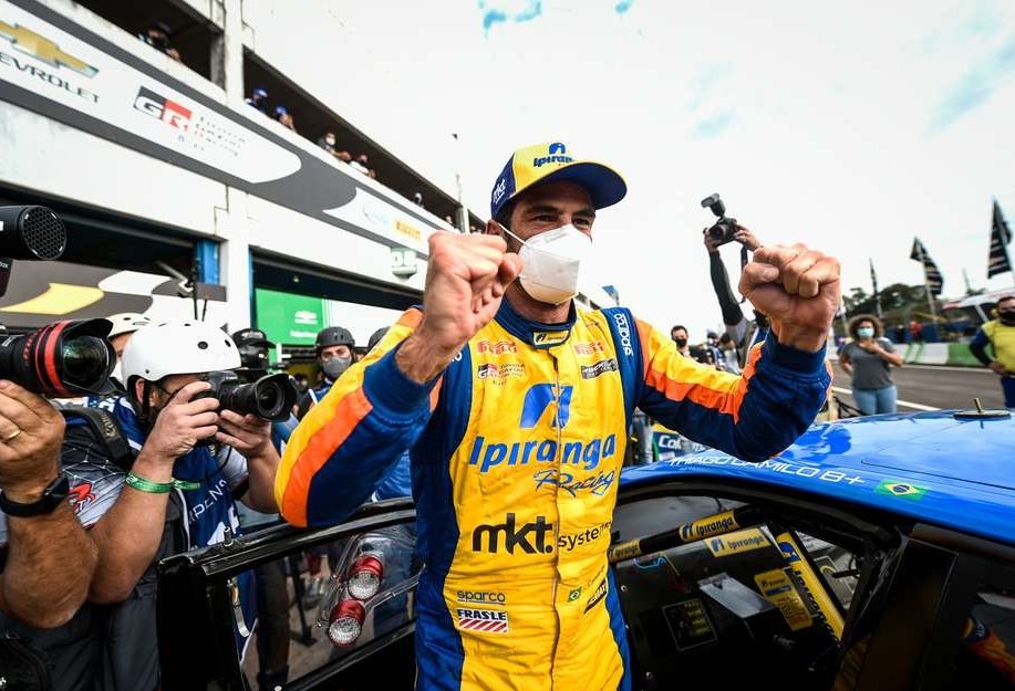 Thiago Camilo garante a pole position da Stock Car em Cascavel 