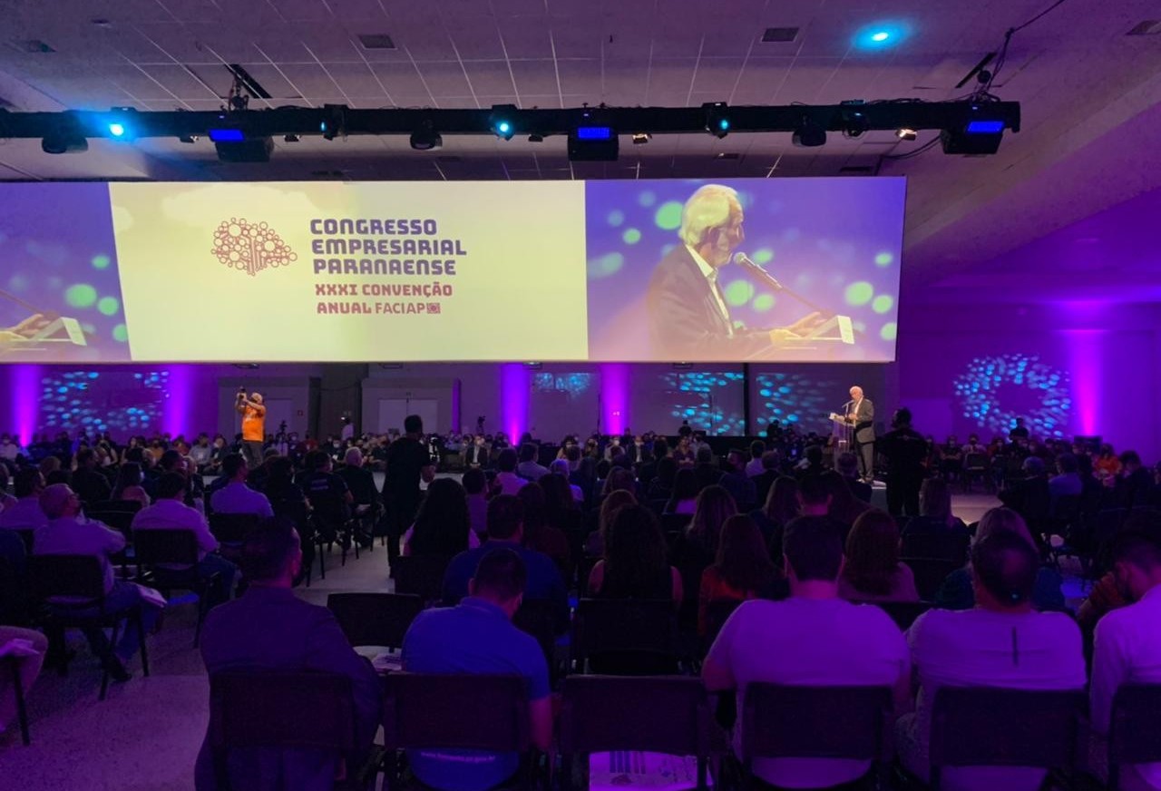 Congresso Empresarial Paranaense debate inovações e tendências para o setor produtivo