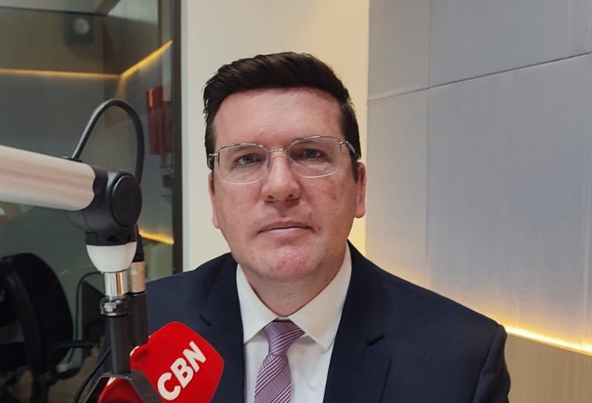 "O dinheiro da venda dos terrenos não será para pagar funcionários", diz Zorek