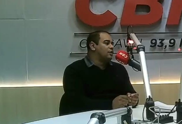 "O velho bom boca a boca nunca morreu", diz Alex Santos