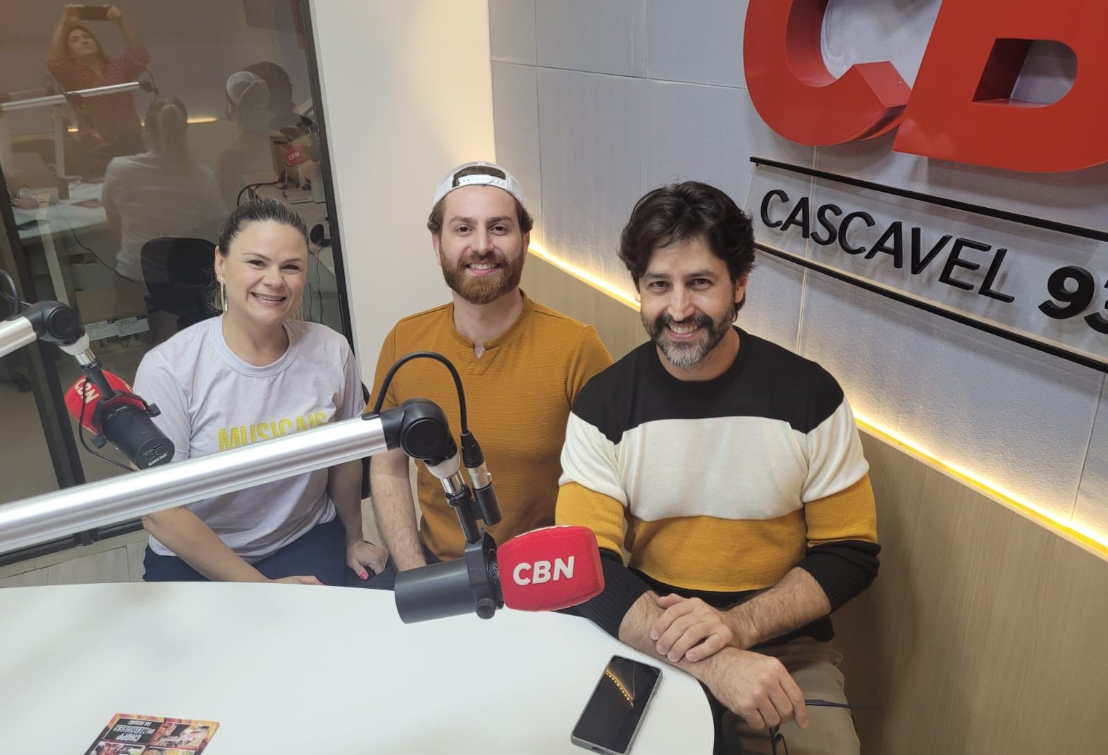 Hair Paz amor e liberdade estreia em Cascavel 