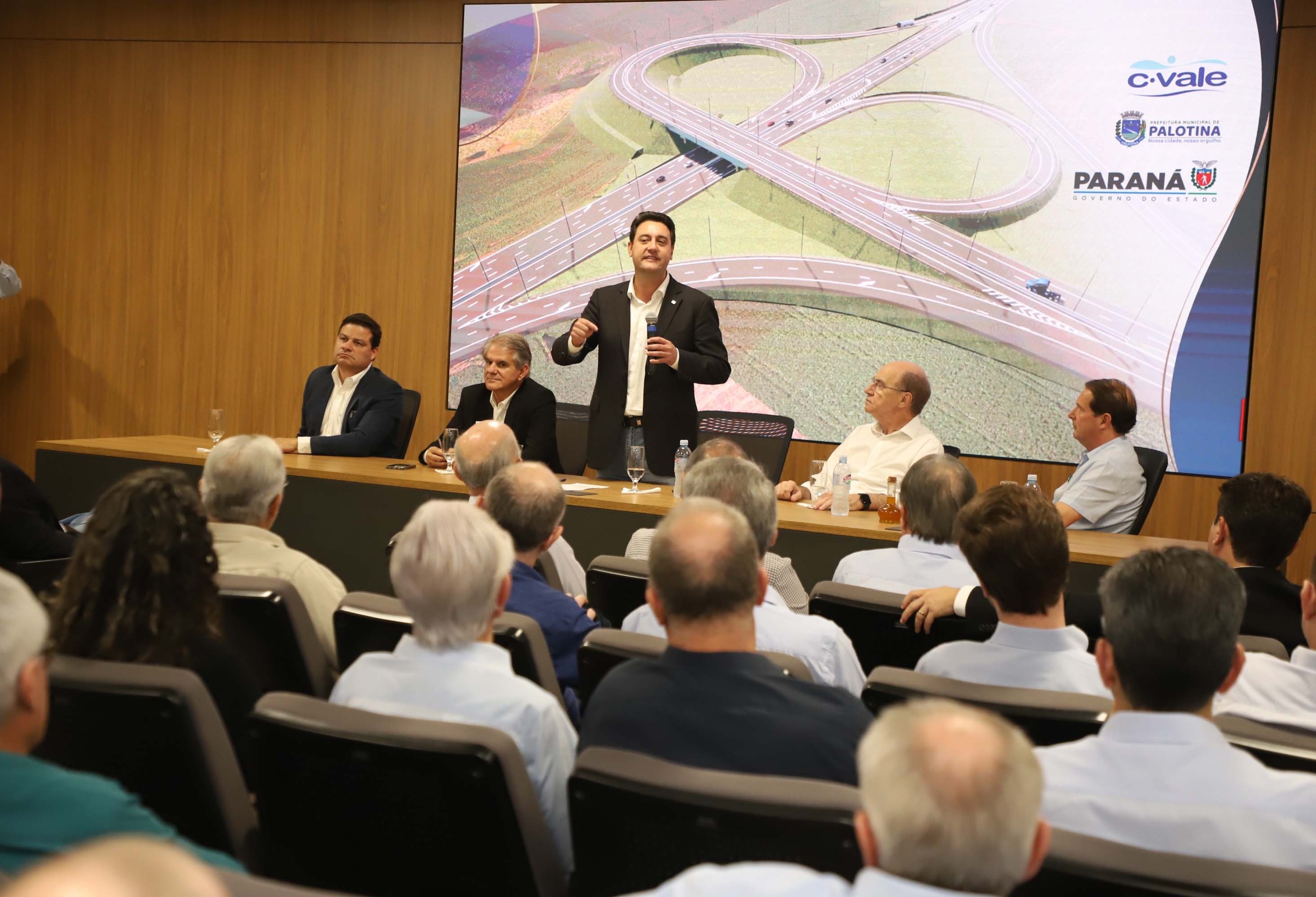Governador libera mais de R$ 212 milhões para contorno e pavimentação em Palotina