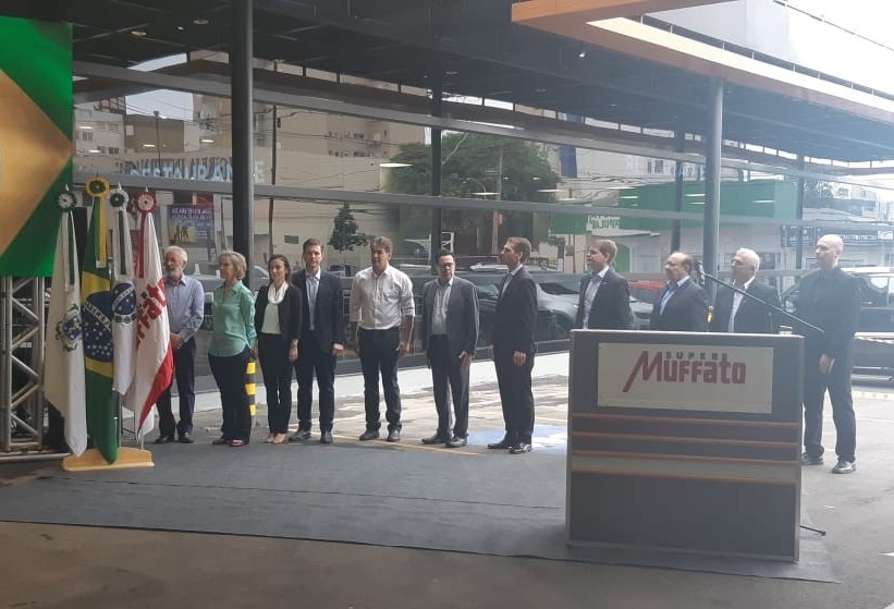 Reinaugurada loja do supermercado Muffato da Avenida Brasil
