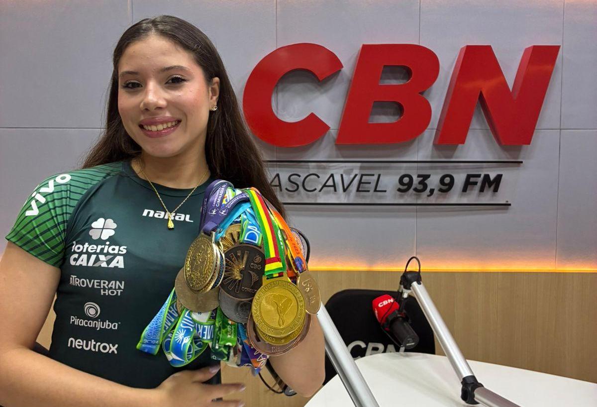 Stefhany Popoatzki fala das conquistas na ginástica rítmica nacional e internacional