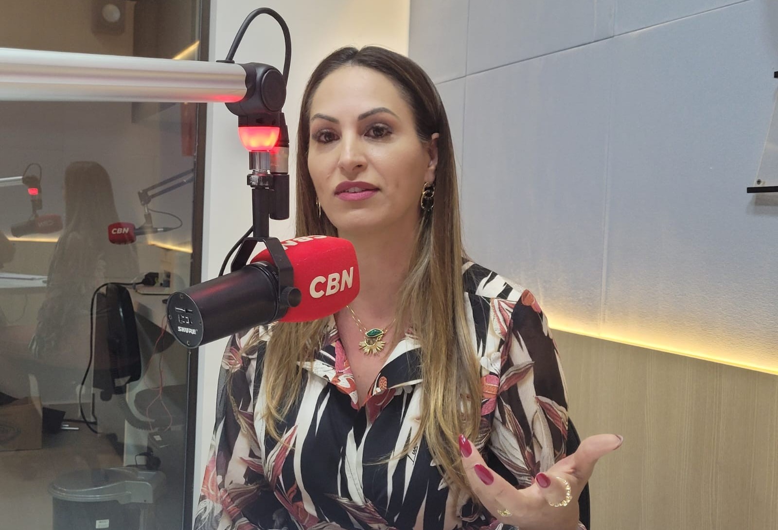 "Nós não nascemos para estarmos sozinhos", diz Solange Emerik 