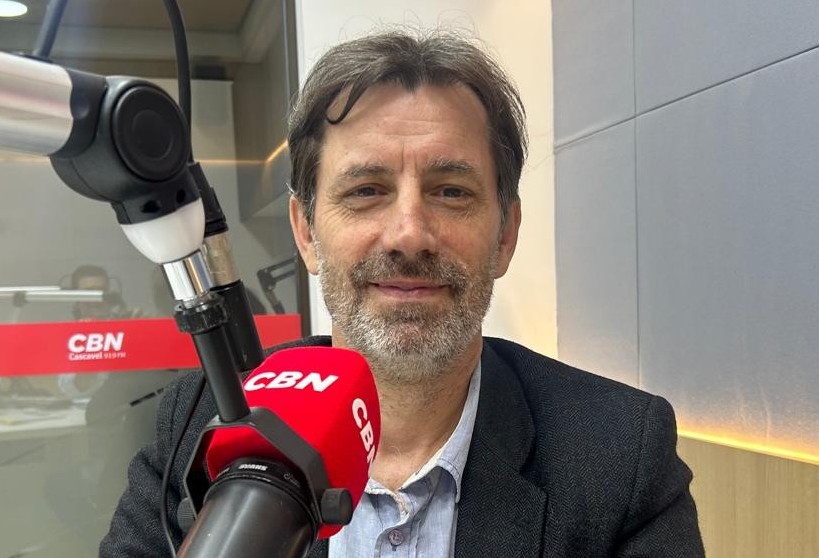 "O FC Cascavel lança novos modelos de camisas nas linhas de passeio, treino e jogo", diz Buzzi