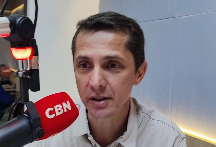 "Nós estamos levando as contas com muito cuidado, a arrecadação não é animadora", diz Uecker