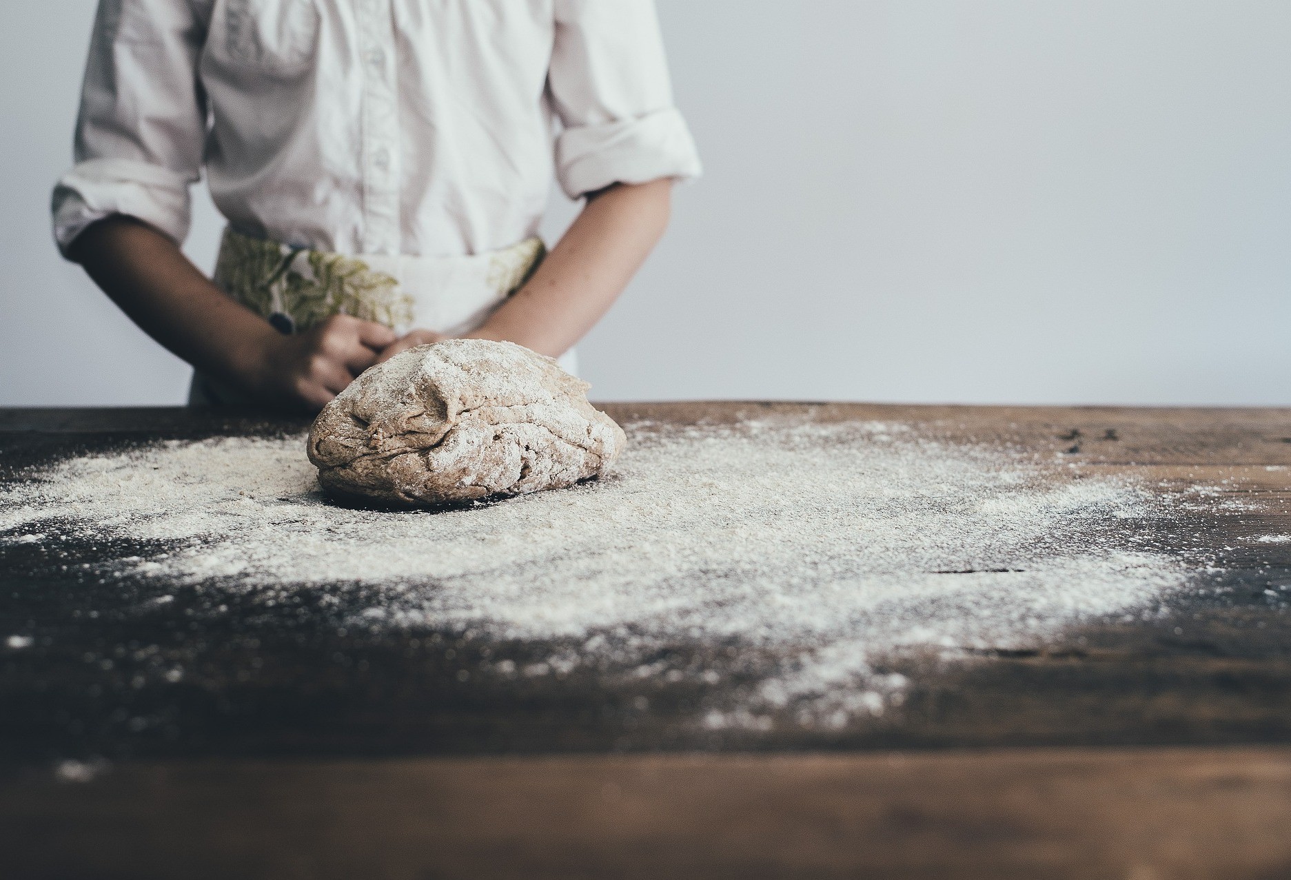 Setor alimentício lidera criação de empregos na indústria paranaense em outubro