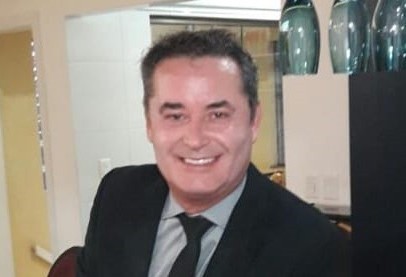 "Sou totalmente contra esse protocolo do governo de você esperar sintomas respiratórios"