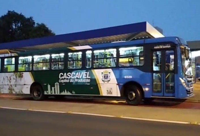 Transporte coletivo passa a operar próximo à normalidade nesta segunda-feira