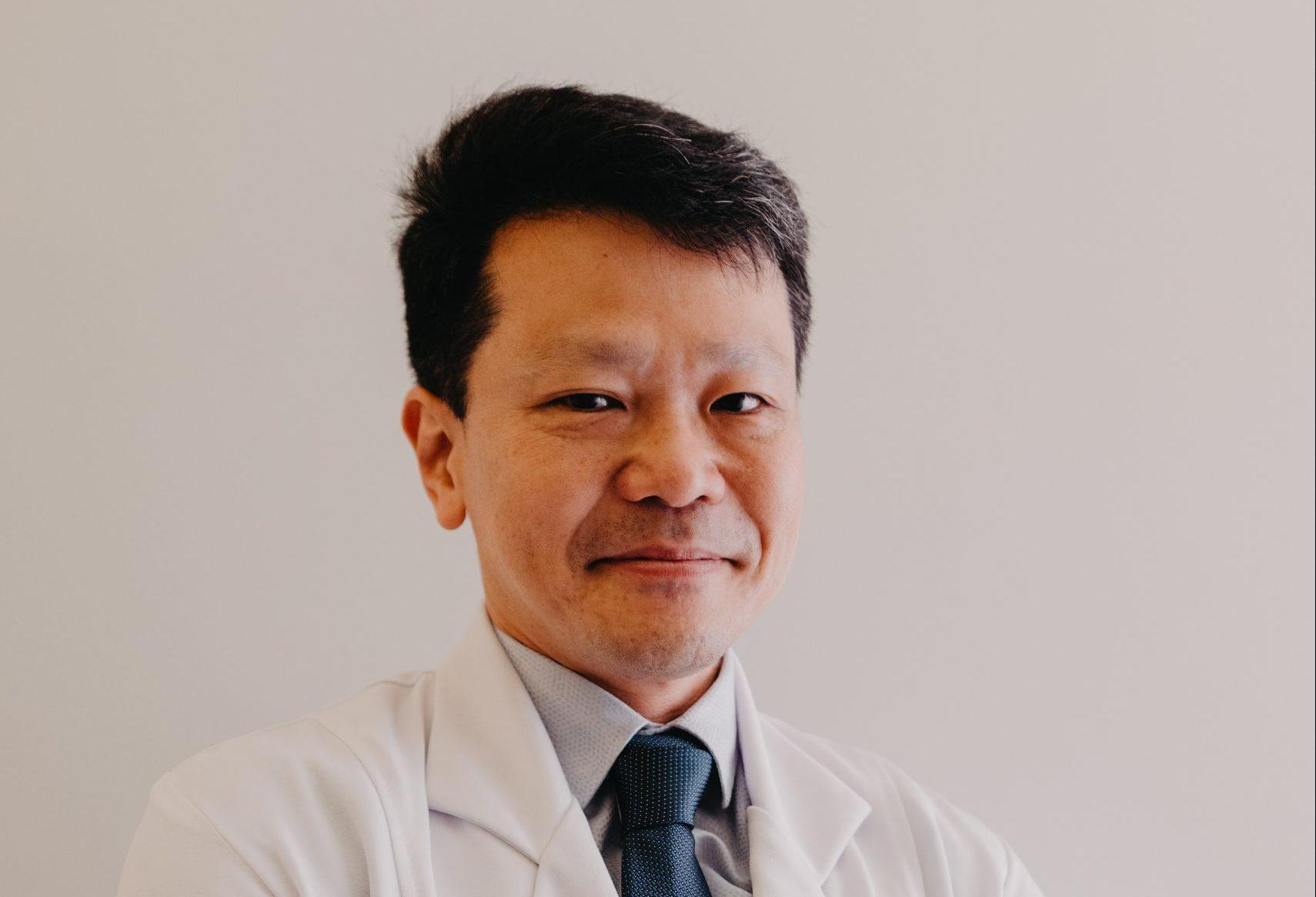 Oftalmologista Cesar Shiratori orienta cuidados sobre a síndrome do olho seco