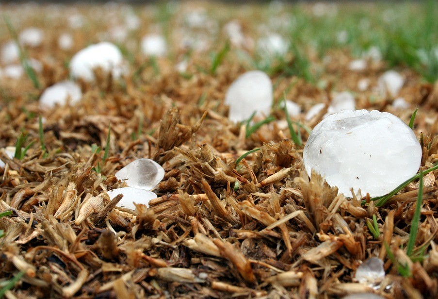 Chuva de granizo na região Oeste