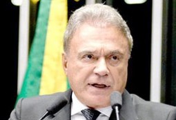 "A terceira via só terá possibilidade se houver maturidade política e bom senso"