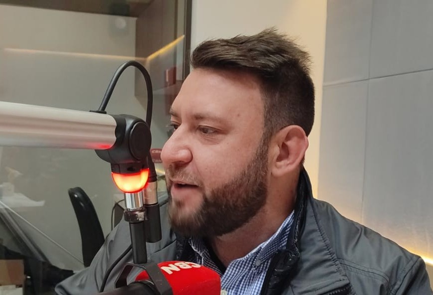 Ação de Investigação Judicial Eleitoral: "A mim me parece que será 7x0 pela inelegibilidade de Bolsonaro", diz Tessaro