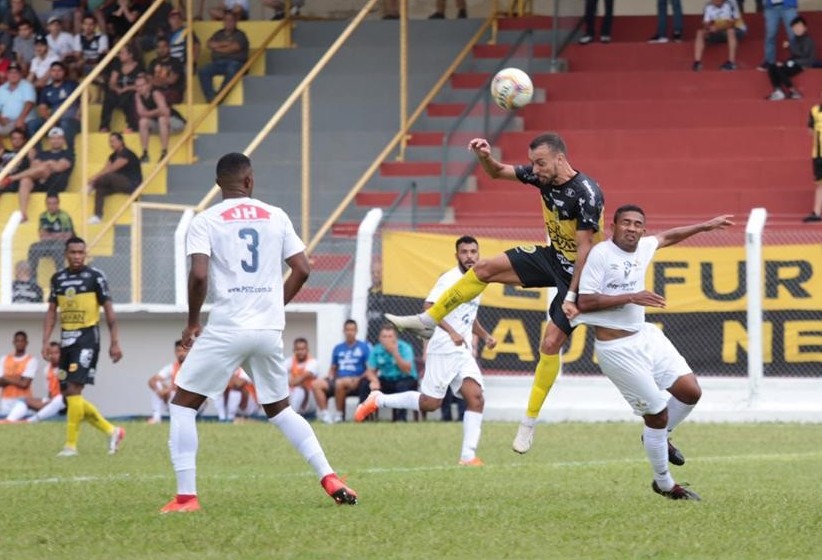 FC Cascavel derrota PSTC e  se isola na liderança