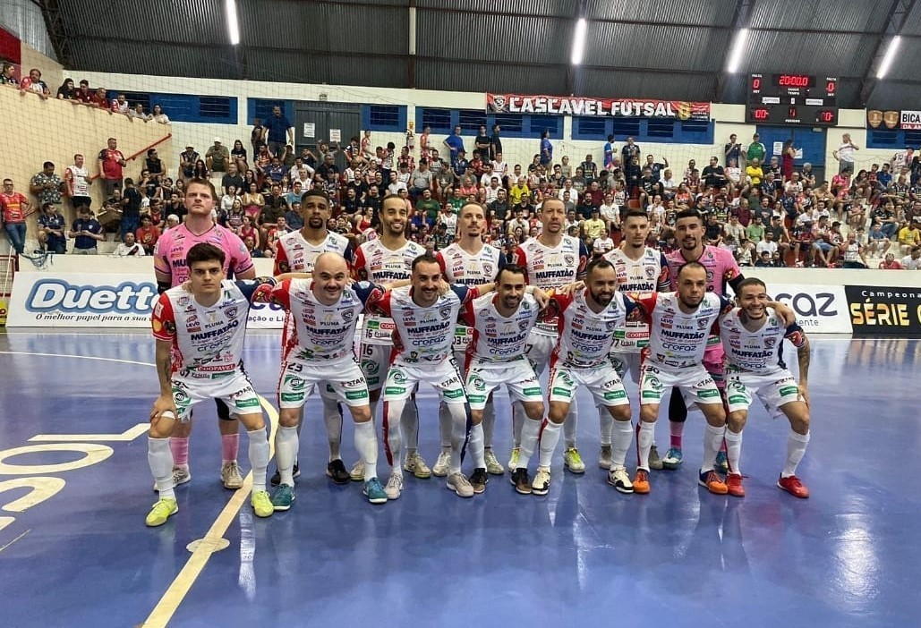 Cascavel Futsal vence o Pato e fica mais perto da final do Paranaense