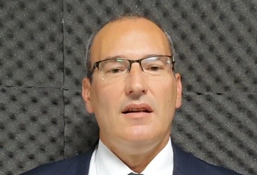 "Proposta de aumento de impostos, muito triste, duro golpe", diz Furlan