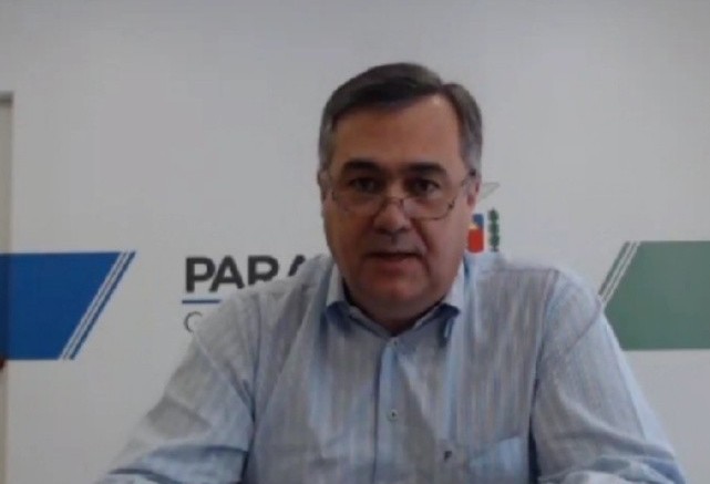 "A retomada das aulas, possivelmente, vai acontecer em outubro, em alguns colégios”