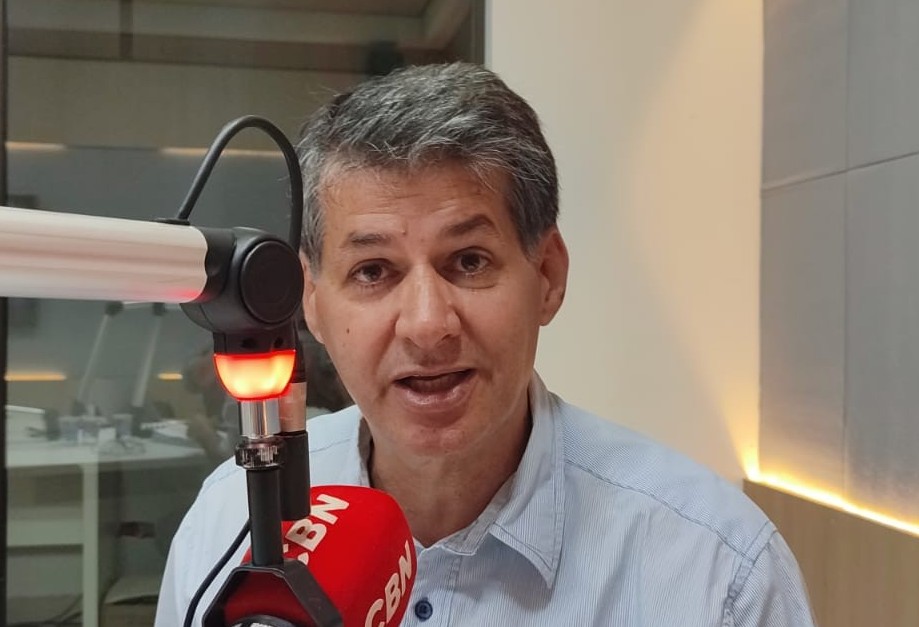 "O Frangão pode ser candidato, mas é cedo ainda. Precisamos, sim, unir forças em torno de um nome", diz Walter