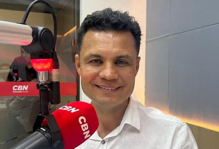 "Foram quatro anos de muito trabalho e realizações; os próximos quatro anos serão ainda melhores", diz França
