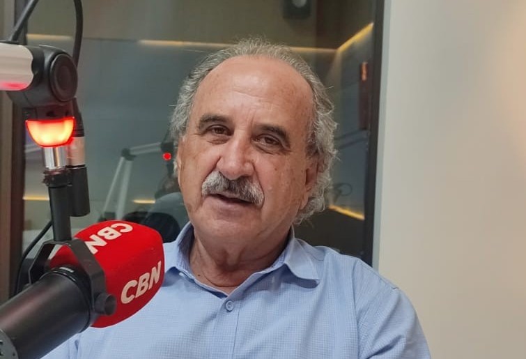"Estou muito feliz, e a minha filha Viviane Silva vai possibilitar que nossas rádios melhorem ainda mais"