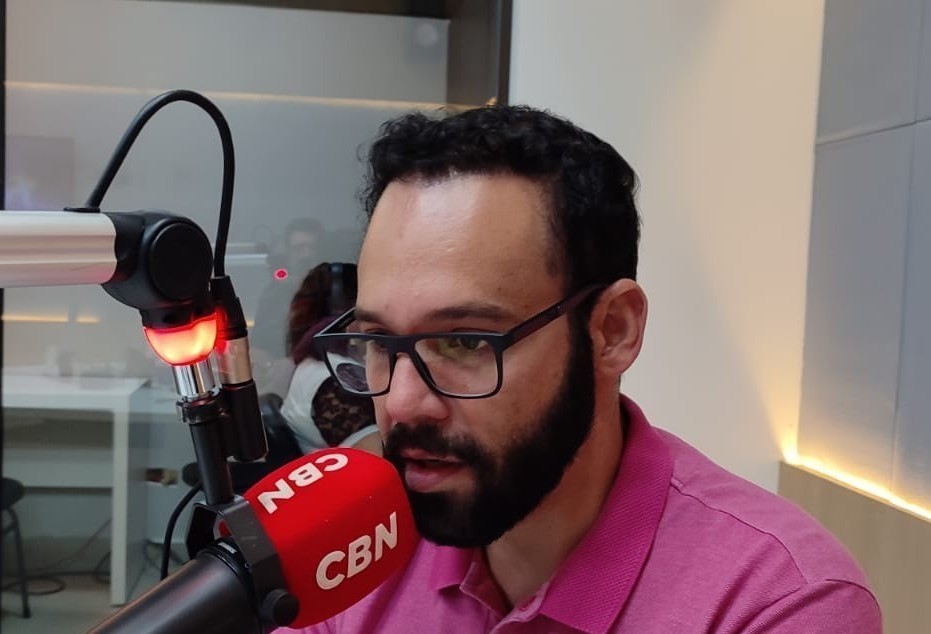 "Tomamos a decisão de suspender as cirurgias eletivas por 20 dias", diz Muniz
