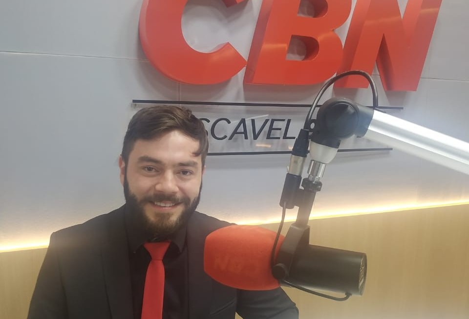 "Uns choram, outros vendem lenço"