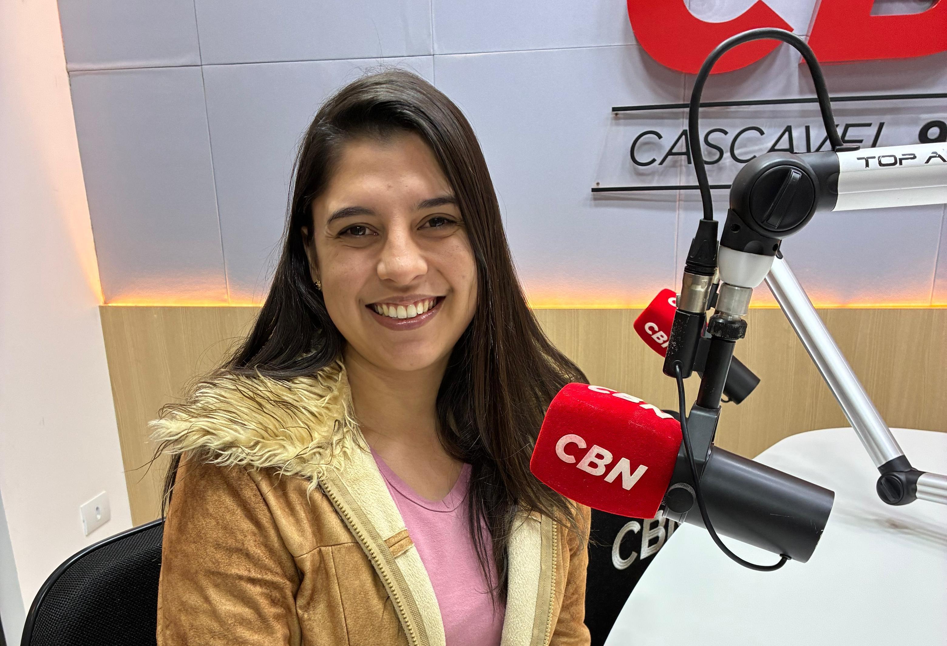 Fernanda Teixeira ressalta a importância da Clínica de Fisioterapia da Univel no atendimento à população