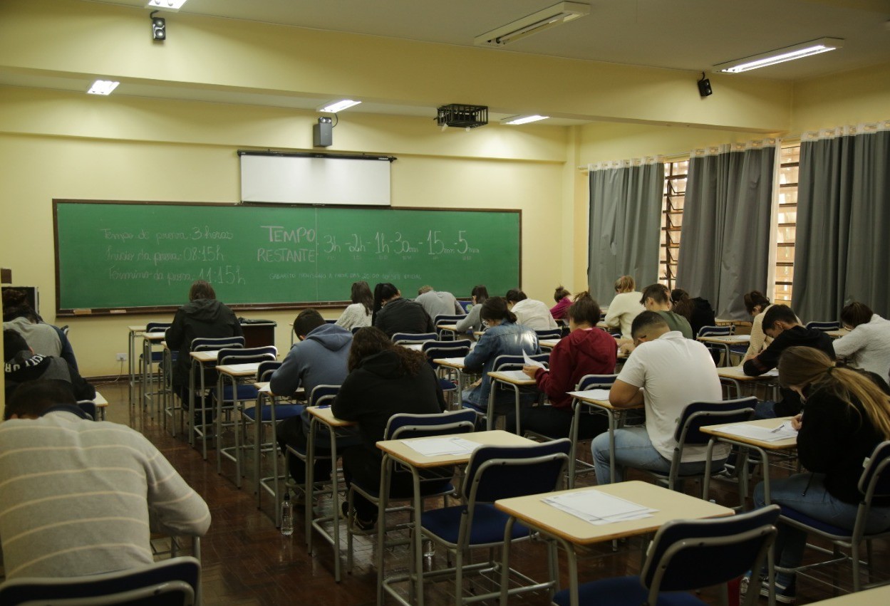  Vestibular da Unioeste é realizado em 9 cidades neste domingo 