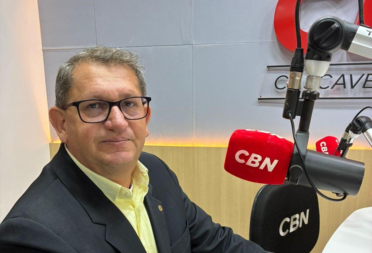 Chefe do Núcleo Regional de Educação alerta sobre cigarros eletrônicos nos colégios