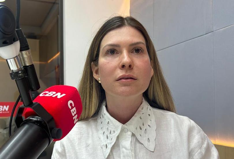 "Já entrei na Justiça, procurei por tratamento estético, aplicaram produto errado no meu rosto", diz Raquel