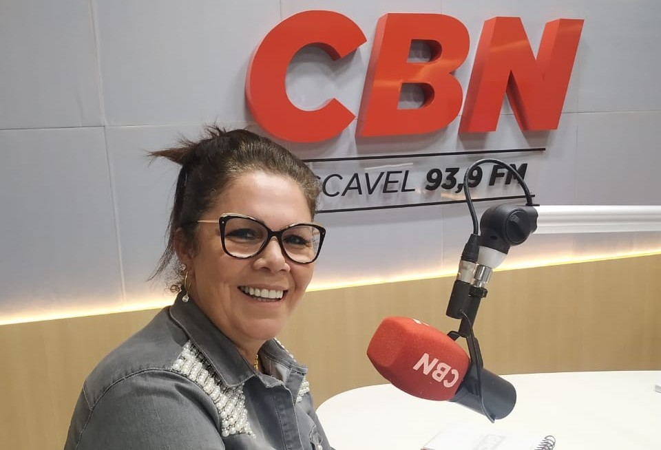 "Tem um jargão que a gente precisa combater de que mulher não vota em mulher"