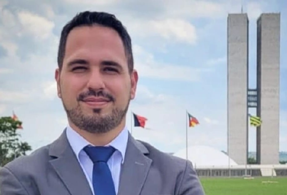 "Já existe movimentação para uma eventual eleição suplementar aqui no Paraná ao Senado"