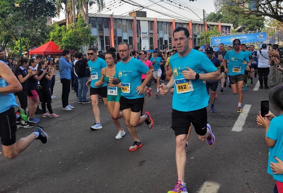 Corrida da Fé reúne milhares de pessoas 