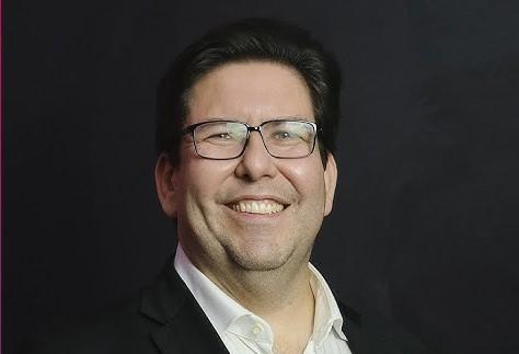 Câmara dos Deputados aprova projeto que combate golpe do falso advogado