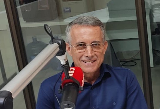 "O colágeno é responsável por garantir firmeza e dar elasticidade à pele"