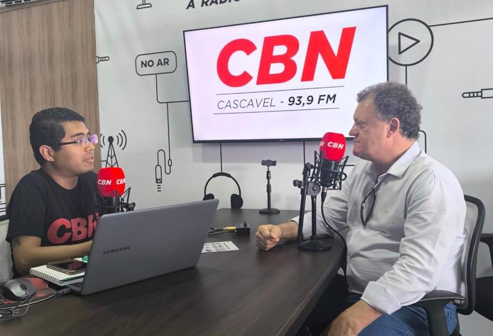 "Sobram recursos, mas faltam projetos", afirma Cesar Veronese, presidente da FEAPR