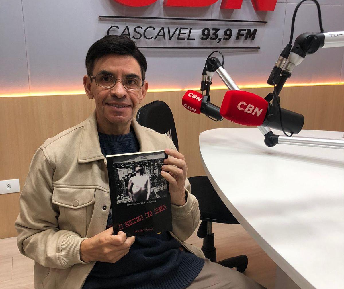 Escritor Belmiro Santos lança livro "O choque da neve"