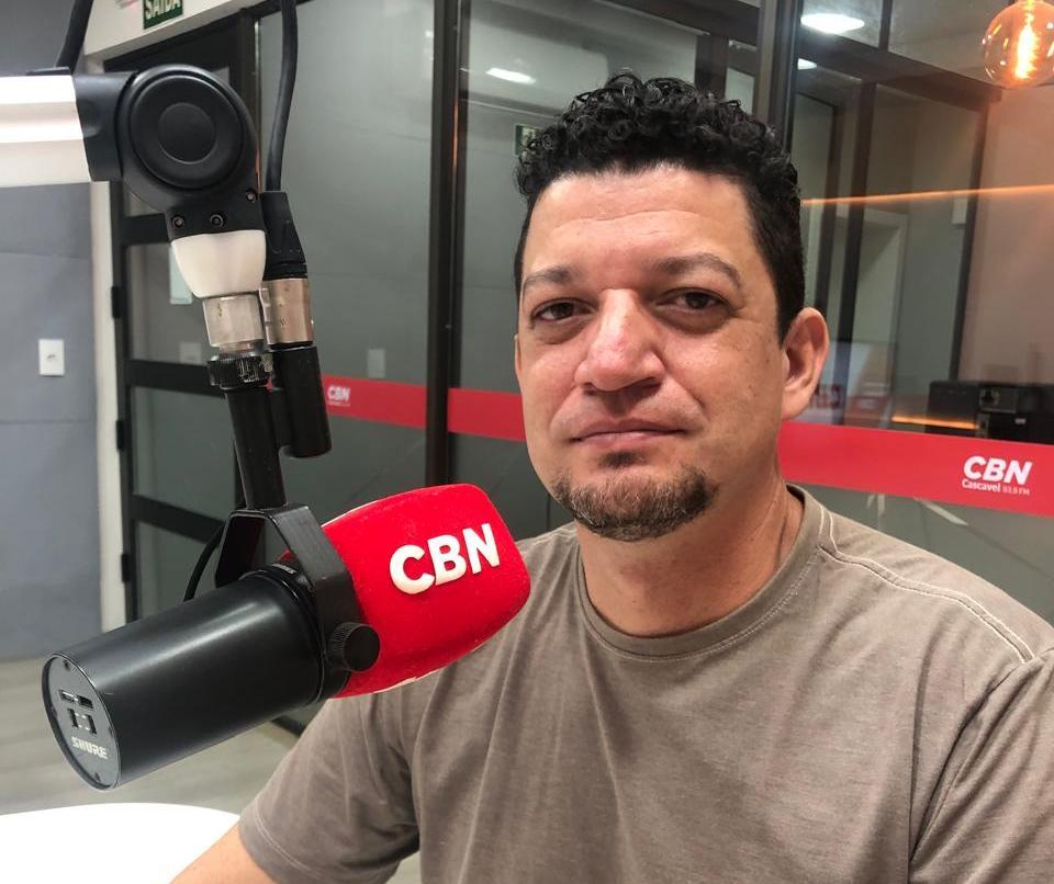 "O mercado carece de profissionais da tecnologia", diz Leandro de Souza
