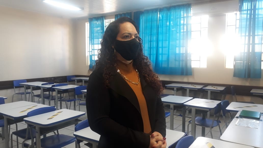 Luciana Paulista - Chefe do Núcleo Regional de Educação 